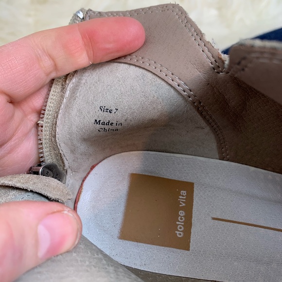 Dolce vita perforated suede booties - Picture 5 of 7